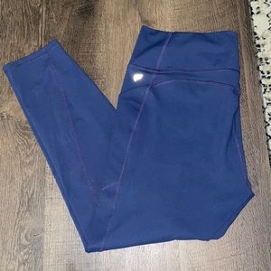 EUC Fabletics Oasis High-Waisted Legging